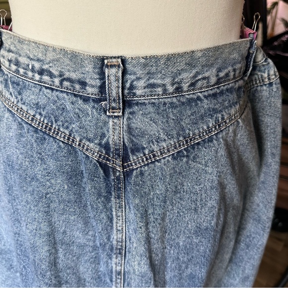 Pizzaz acid wash women’s skirt - Picture 2 of 7